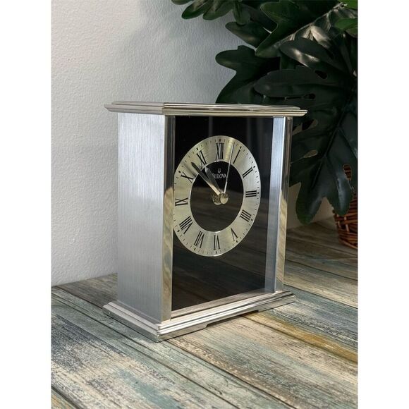 Bulova Desk Clock Black Dial Roman Numerals Elegant Design Unisex - Picture 3 of 6